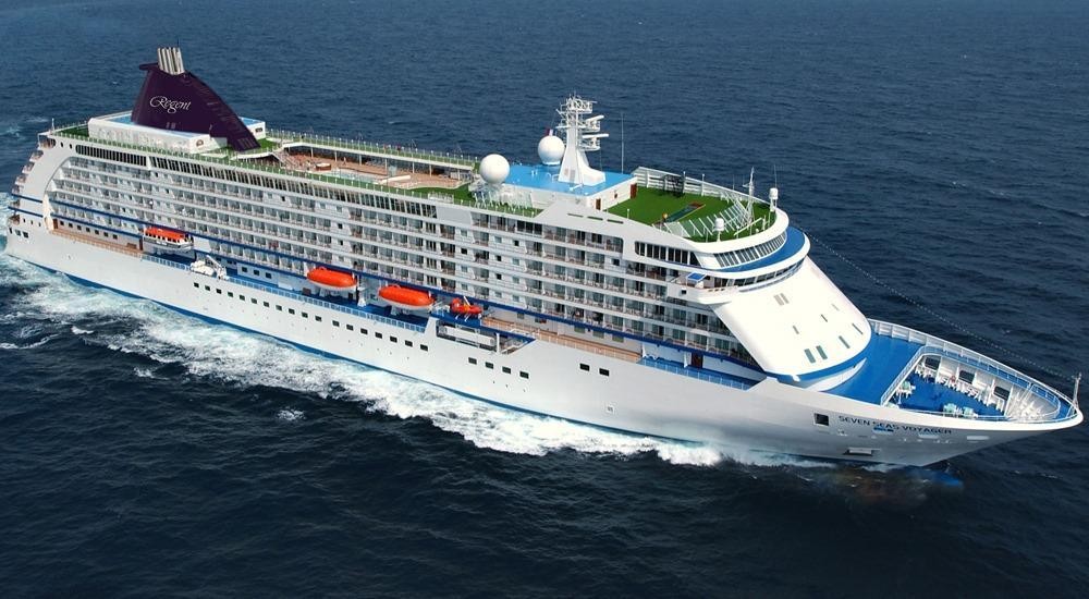 Transit: SEVEN SEAS VOYAGER entering English South Coast at The Dover Strait