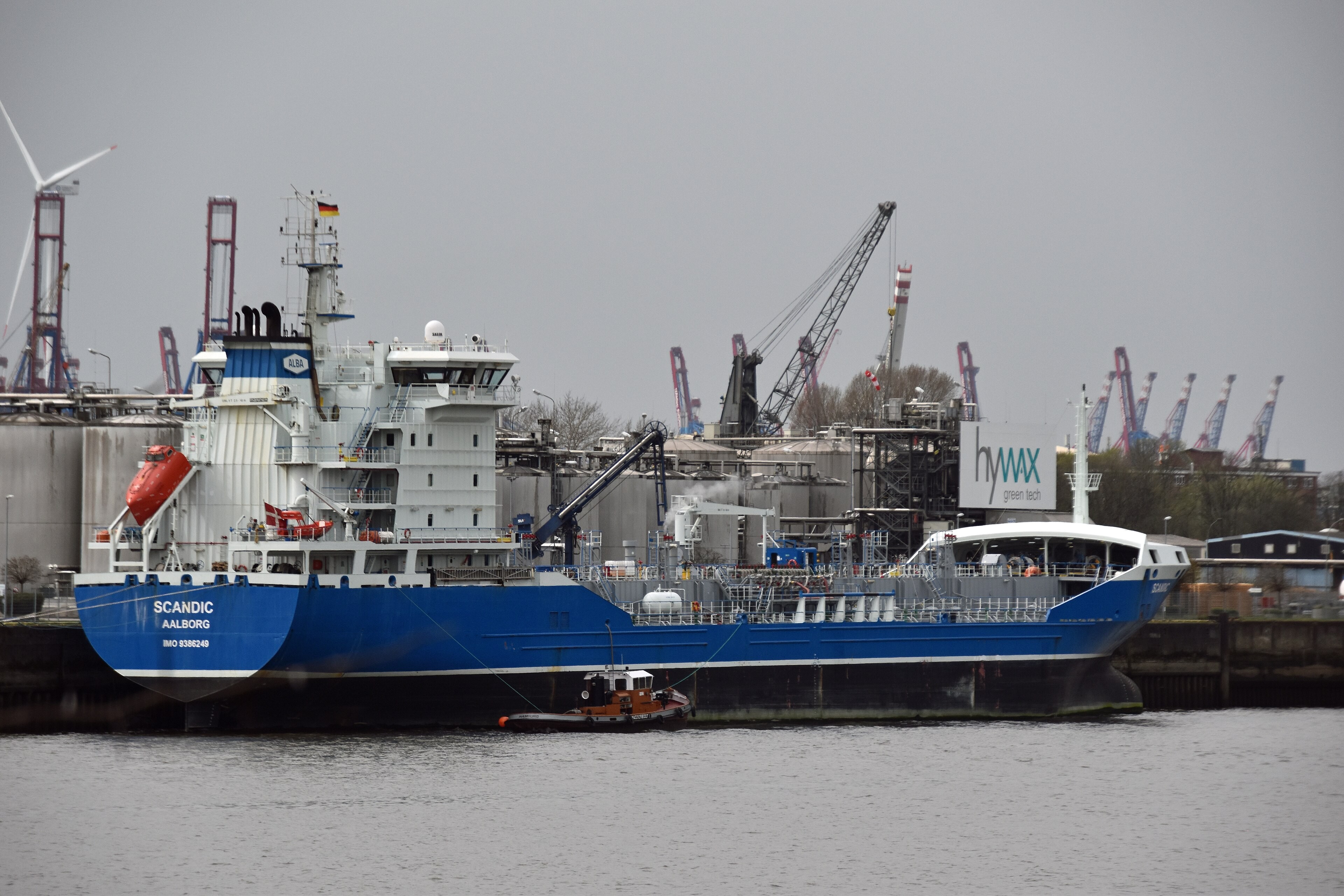 Transit: SCANDIC              entering English South Coast at The Dover Strait