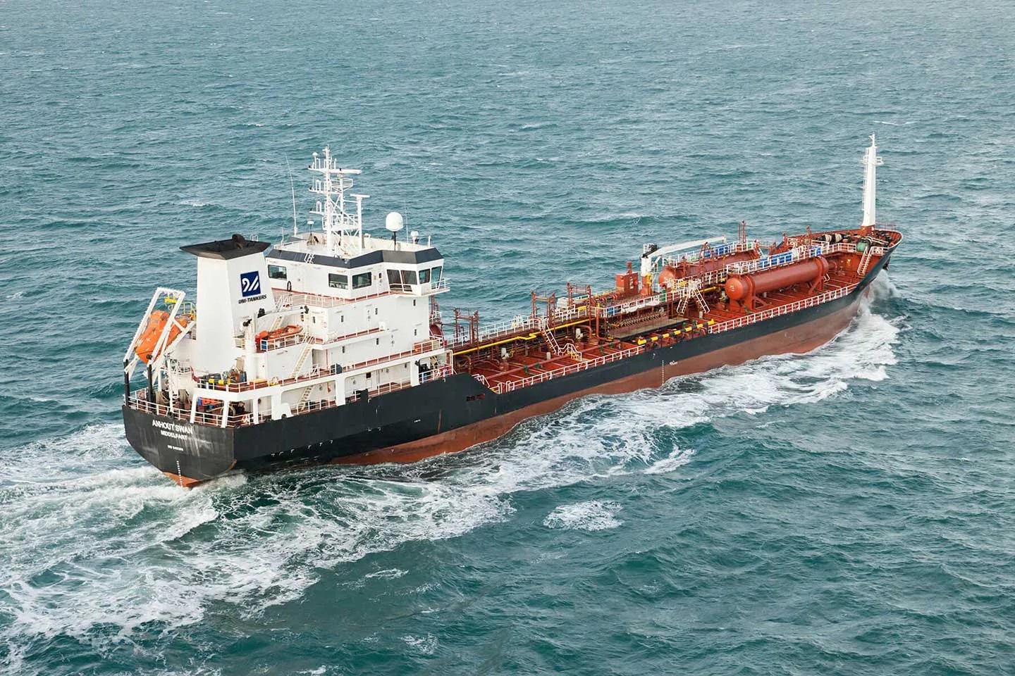 Transit: ANHOUT SWAN          entering English South Coast at The Dover Strait