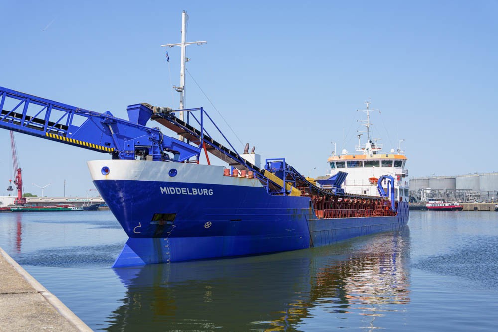 Transit: MIDDELBURG           entering English South Coast at The Dover Strait