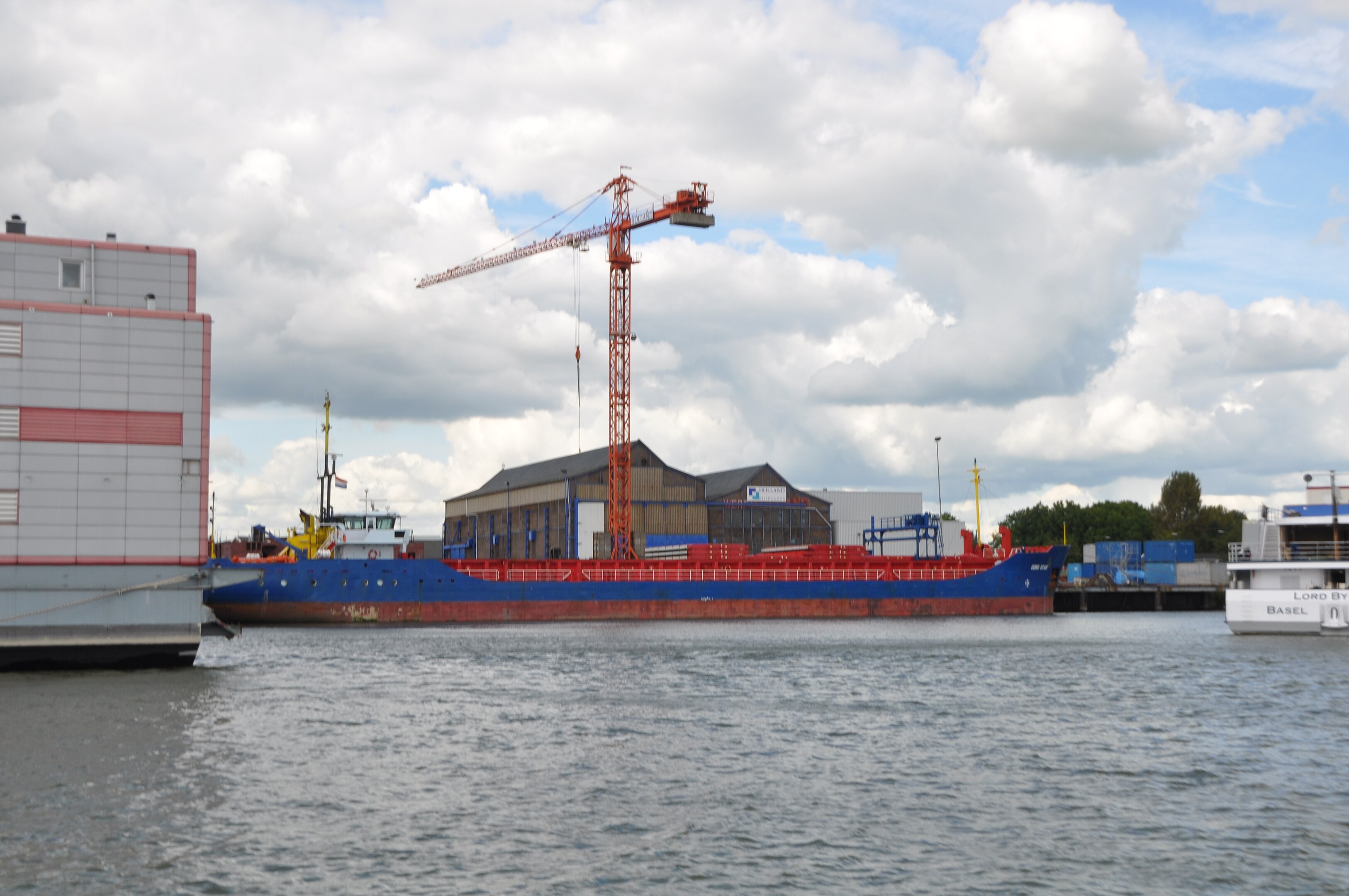Transit: H&S PATIENCE         entering English South Coast at The Dover Strait