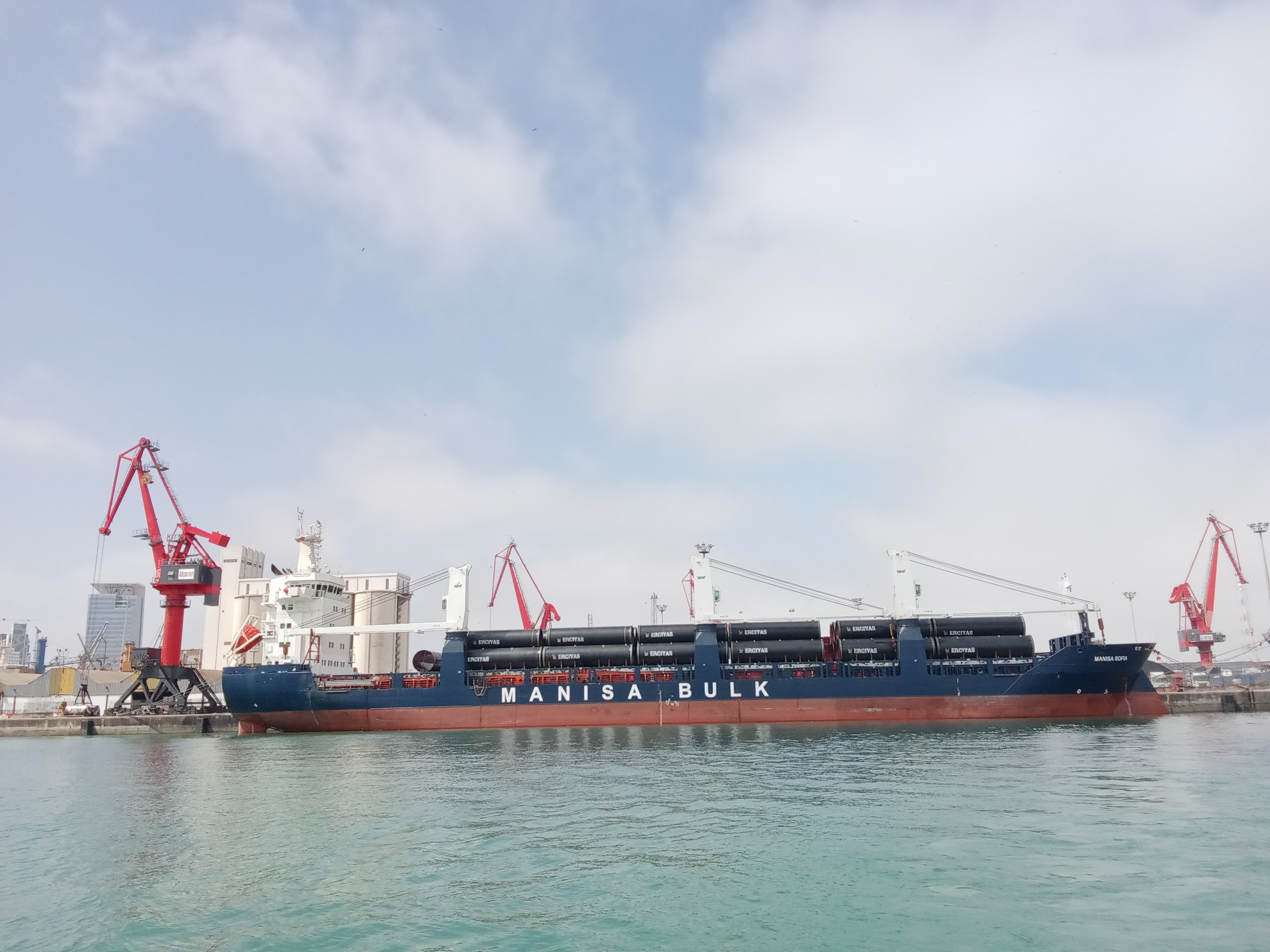 Transit: MANISA SOFIA         entering English South Coast at The Dover Strait