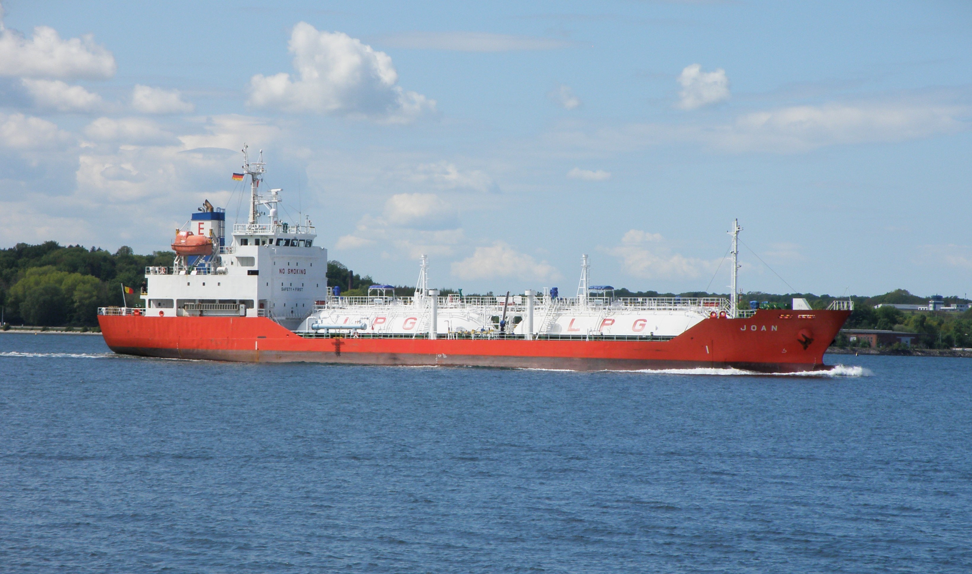 Transit: JOAN                 entering English South Coast at The Dover Strait