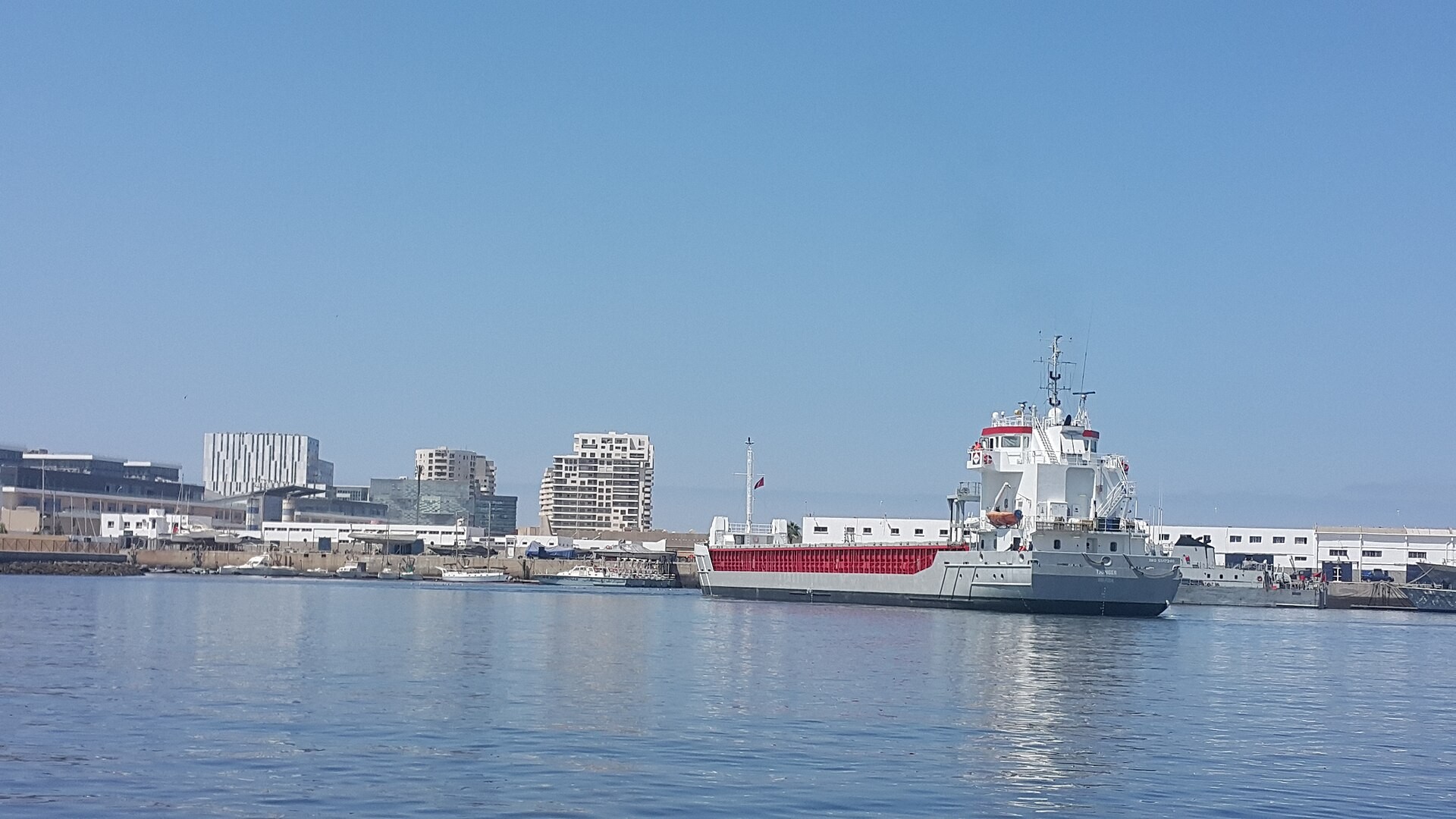 Transit: EEMS TJONGER         entering English South Coast at The Dover Strait