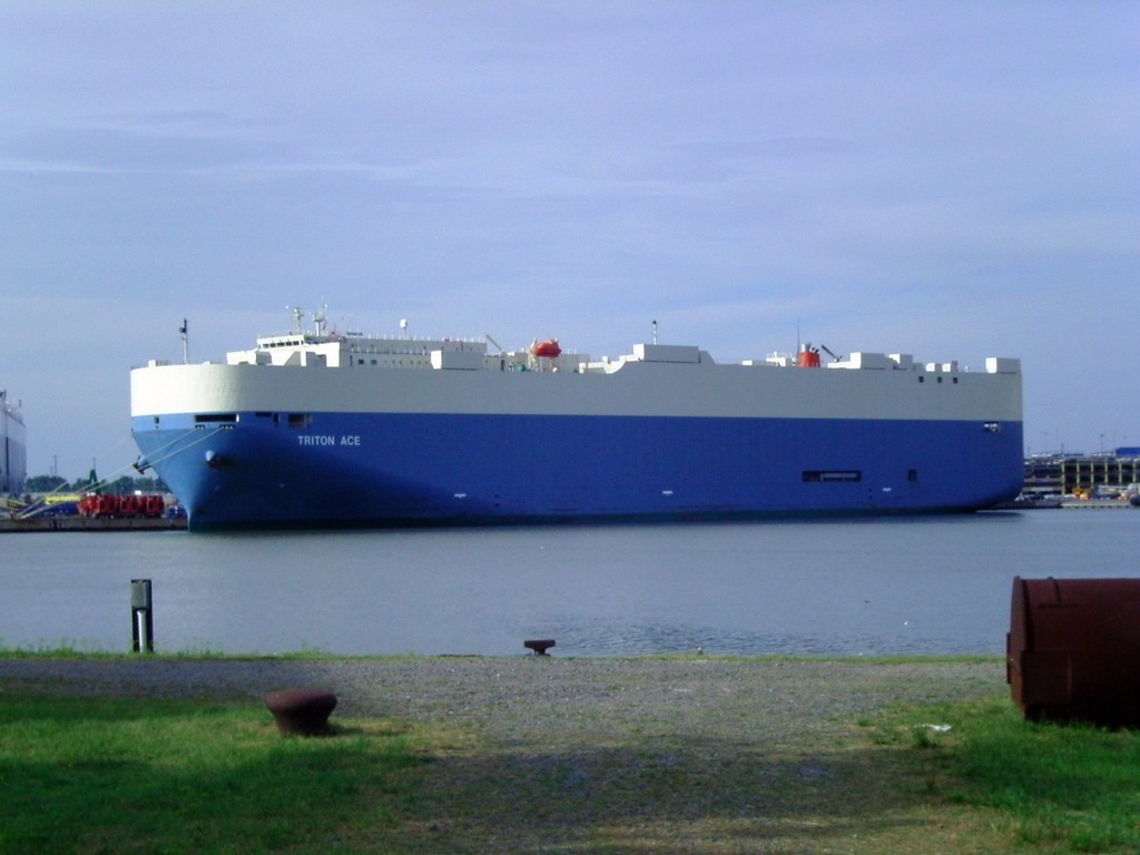  Celtic Sea - GEMINI LEADER        transiting Celtic Sea