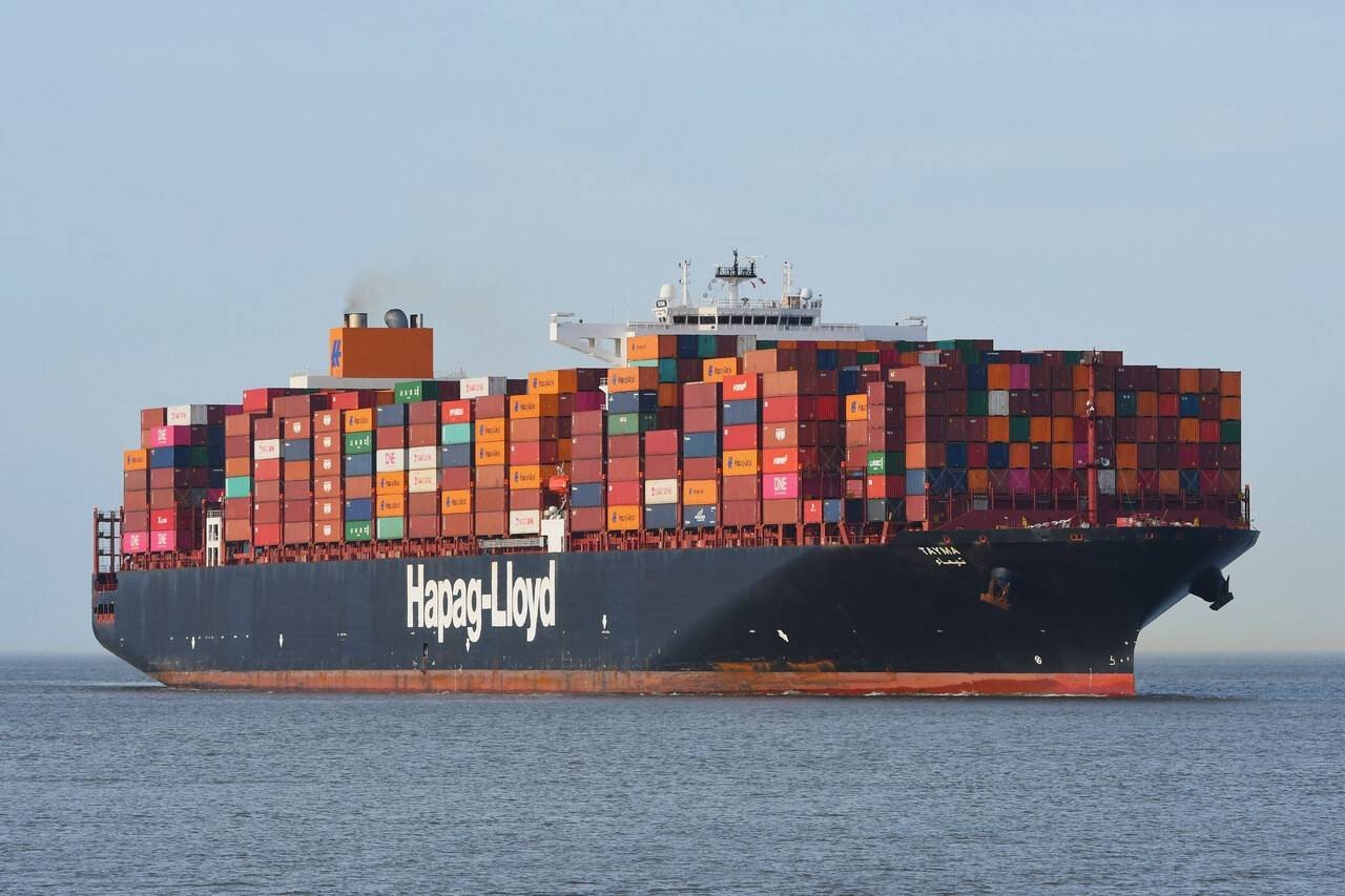 Transit: TAYMA EXPRESS        entering English South Coast at The Dover Strait
