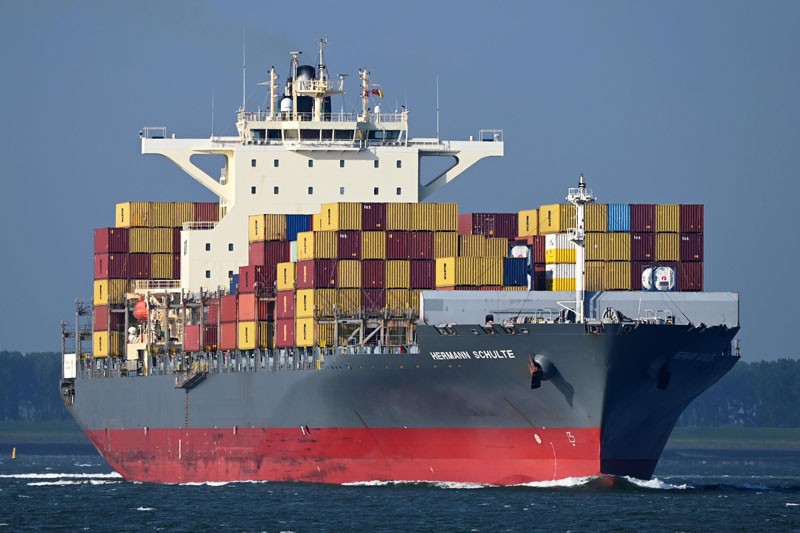 Transit: HERMANN SCHULTE      entering English South Coast at The Dover Strait