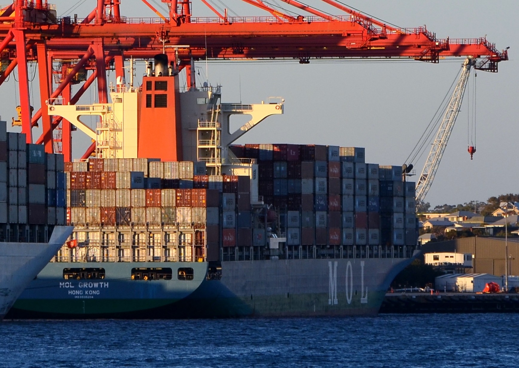 Transit: HUBERT SCHULTE       entering English South Coast at The Dover Strait
