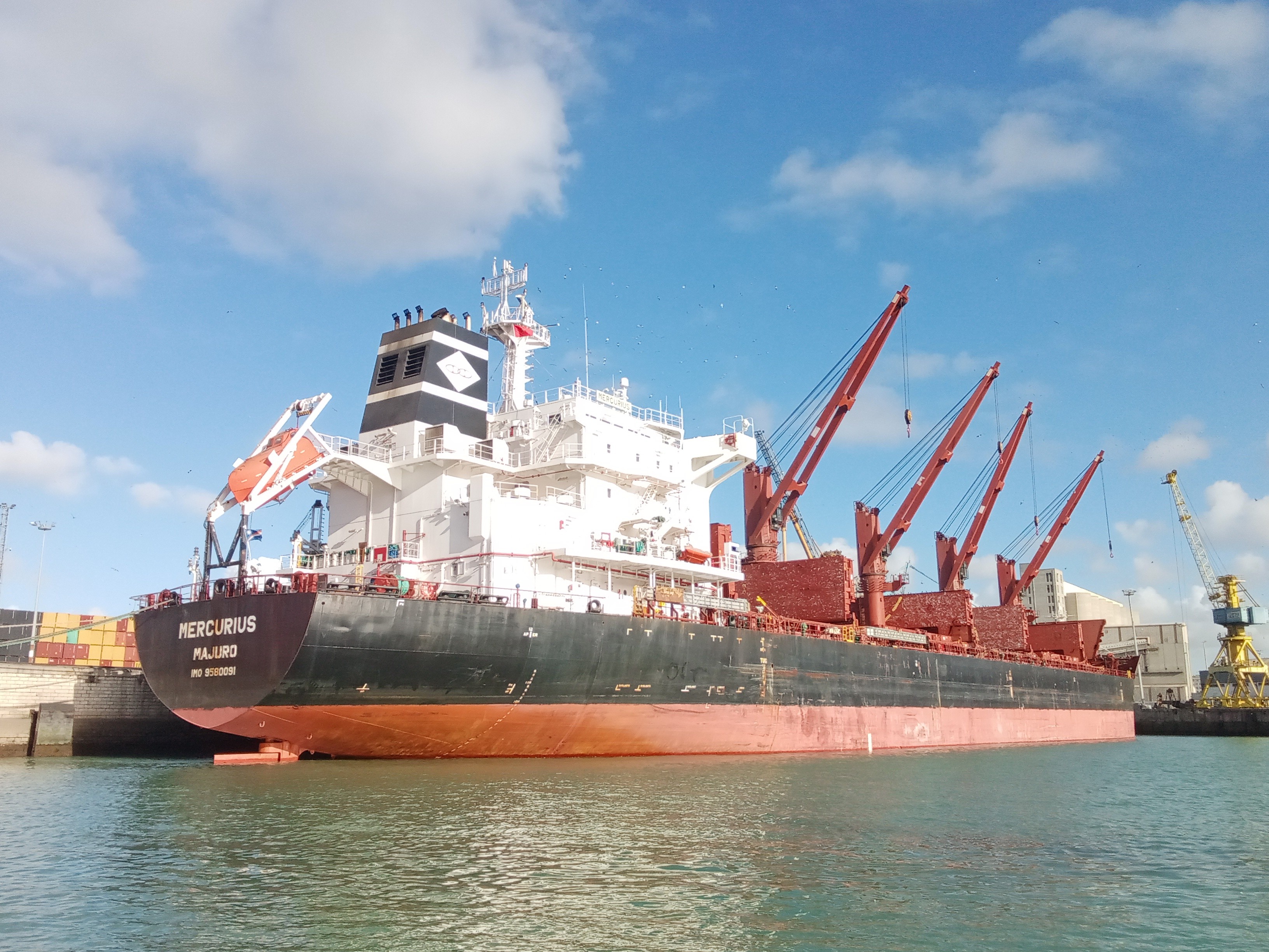 Dublin Arrival: MERCURIUS           