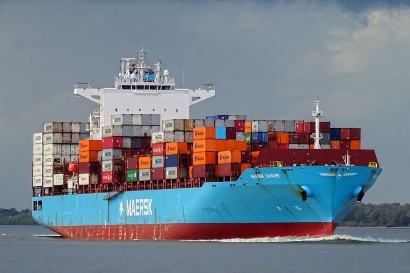 Transit: MAERSK DANUBE        entering English South Coast at The Dover Strait
