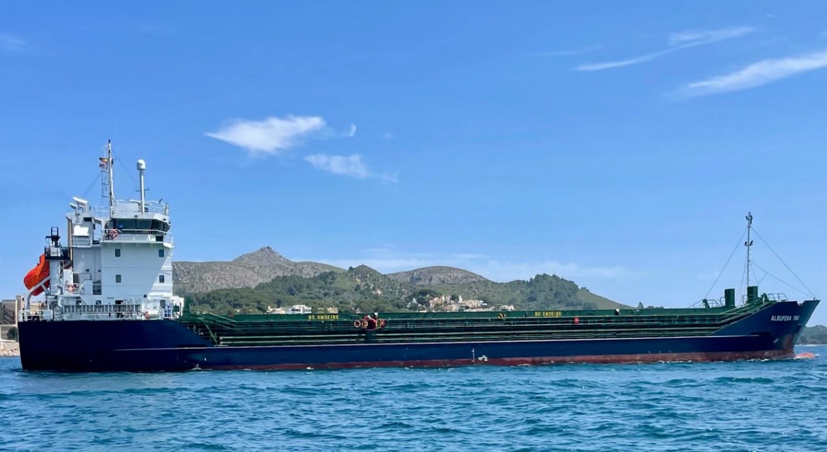 Transit: ALBUFERA TMA         entering English South Coast at The Dover Strait