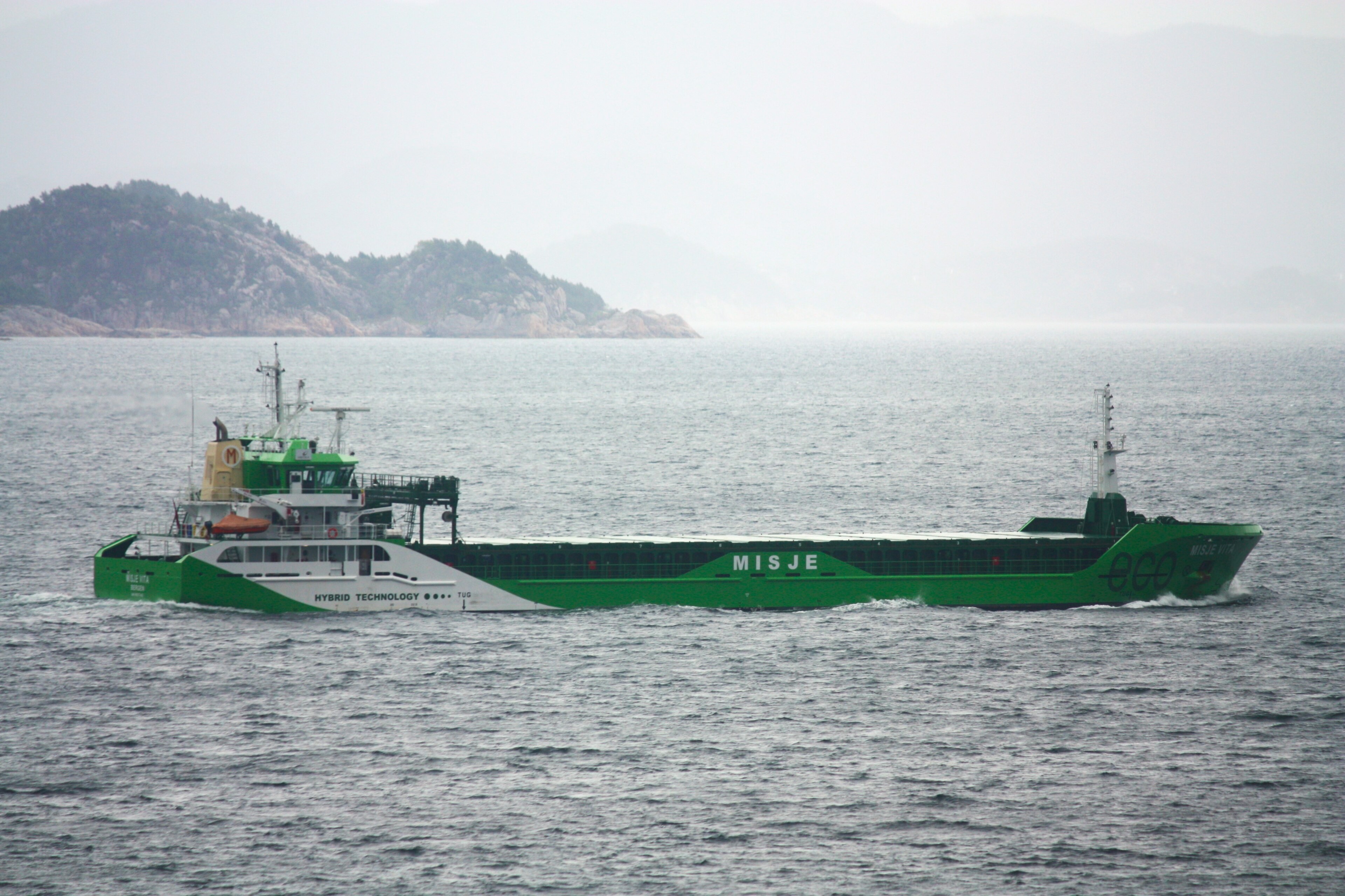 Transit: MISJE VITA entering English South Coast at The Dover Strait