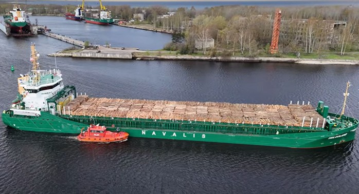 Humber Arrival: SAAREMAA            
