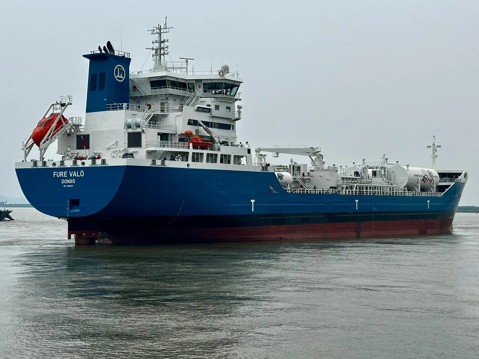 Transit: FURE VALO            entering English South Coast at The Dover Strait