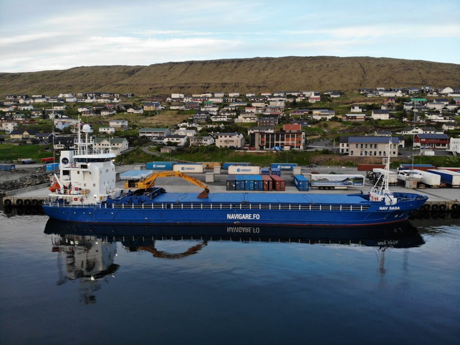  Scottish East Coast - HAV SAGA             transiting Aberdeenshire Coast