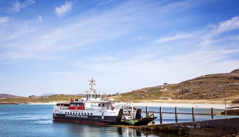  Scottish West Coast - LOCH ALAINN transiting Sea of the Hebrides