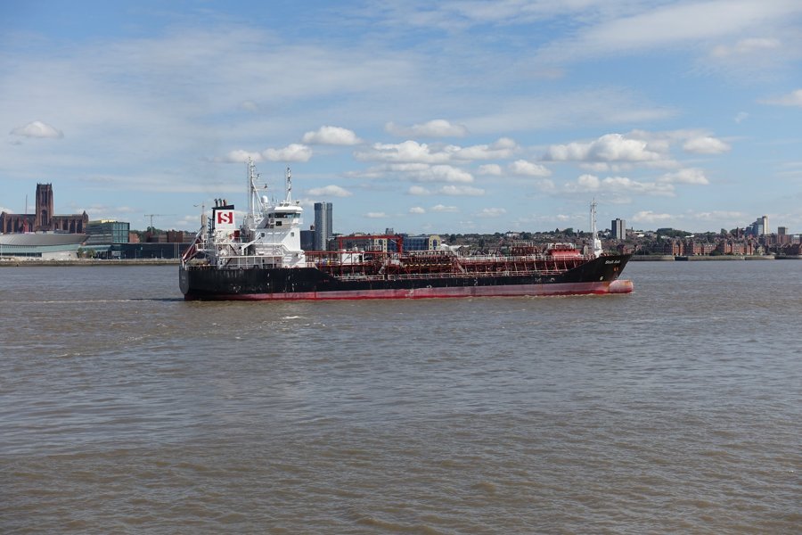 Transit: STOLT AUK entering English South Coast at The Dover Strait