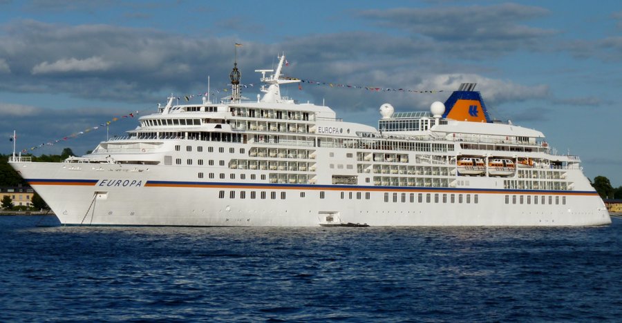  Scottish West Coast - EUROPA               transiting Clyde Approaches
