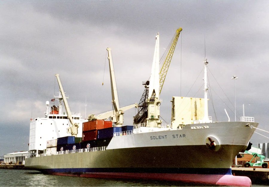 Transit: SOLENT STAR          entering English South Coast at The Dover Strait
