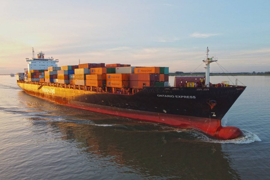  Irish Sea - ONTARIO EXPRESS transiting North Channel Belfast