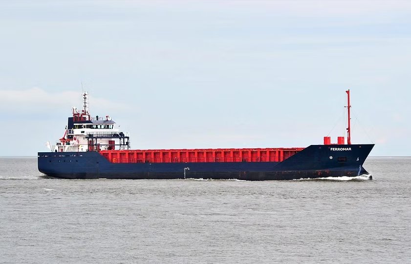 Transit: FERROMAR entering English South Coast at The Dover Strait