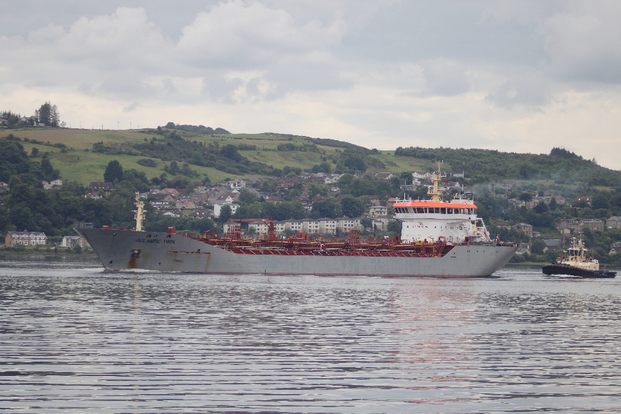  Scottish East Coast - ATLANTIC TWIN        transiting Forth & Tay Coast