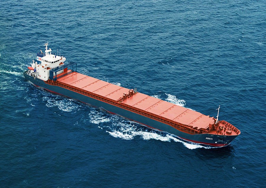 Transit: KERSTI entering English South Coast at The Dover Strait