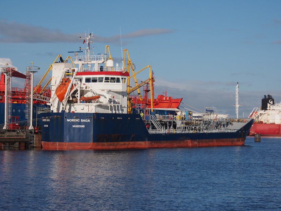 Transit: NORDIC SAGA entering English South Coast at The Dover Strait