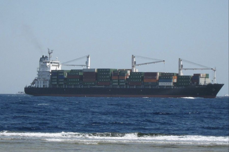 Celtic Sea - CHIQUITA GROWER      transiting Celtic Sea