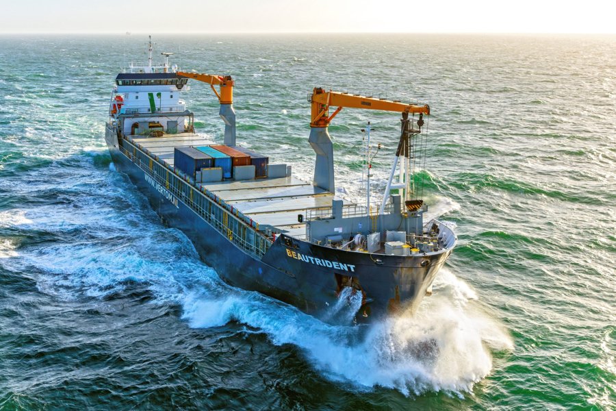 Transit: BEAUTRIDENT          entering English South Coast at The Dover Strait