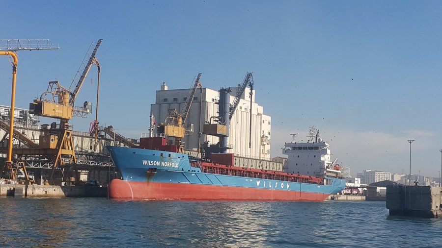 Transit: WILSON NORFOLK       entering English South Coast at The Dover Strait