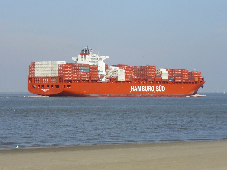 Transit: SANTA CLARA MAERSK   entering English South Coast at The Dover Strait