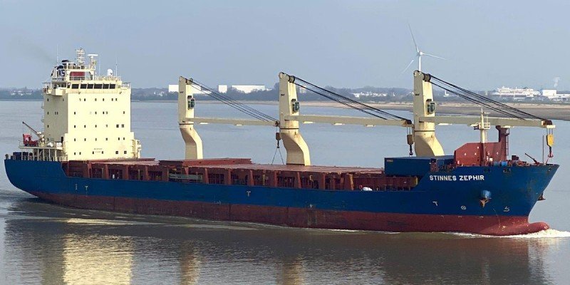 Humber Arrival: STINNES ZEPHIR
