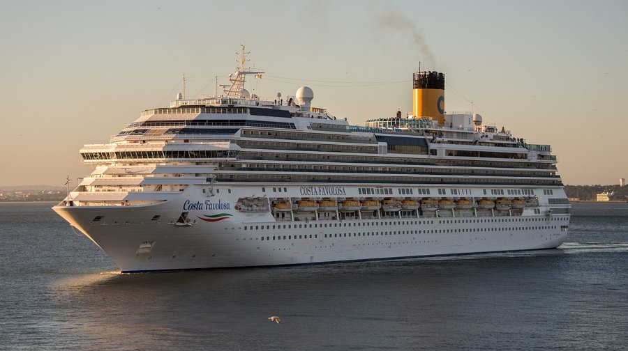  Scottish East Coast - COSTA FAVOLOSA transiting Forth & Tay Coast