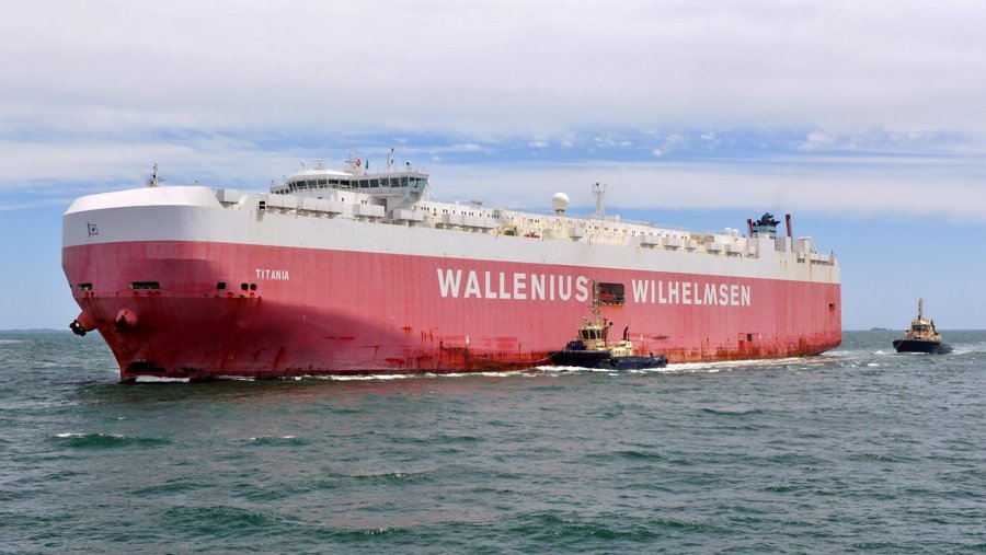 Southampton Departure: TITANIA             