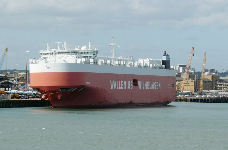 Transit: ARC ENDEAVOR         entering English South Coast at The Dover Strait