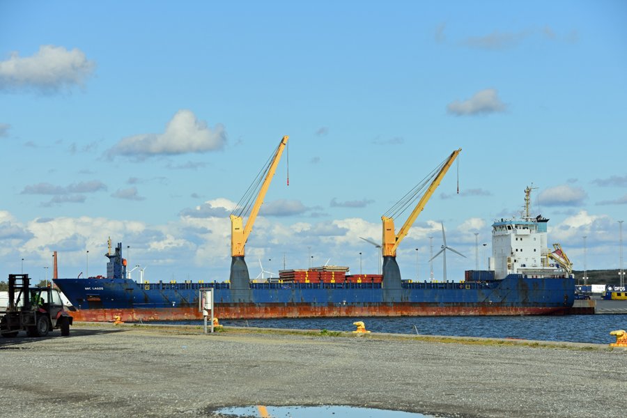 Transit: HAMMRICH entering English South Coast at The Dover Strait