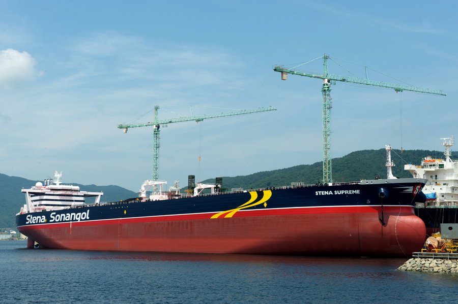 Transit: DELTA SUPREME        entering English South Coast at The Dover Strait