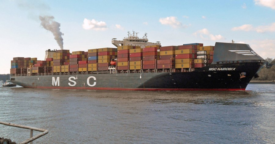  Celtic Sea - MSC NAIROBI X        transiting Celtic Sea