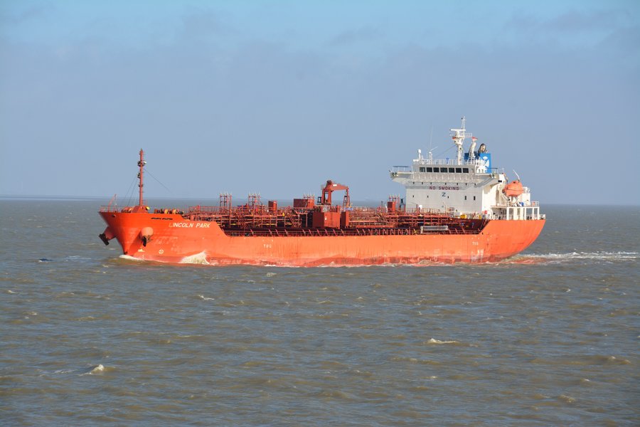 Transit: TG LEO               entering English South Coast at The Dover Strait
