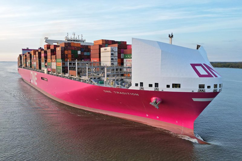Transit: ONE TRADITION        entering English South Coast at The Dover Strait