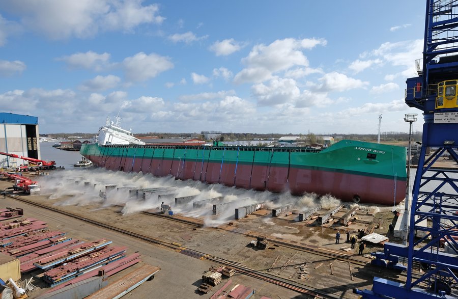  Celtic Sea - ARKLOW WOOD          transiting Celtic Sea