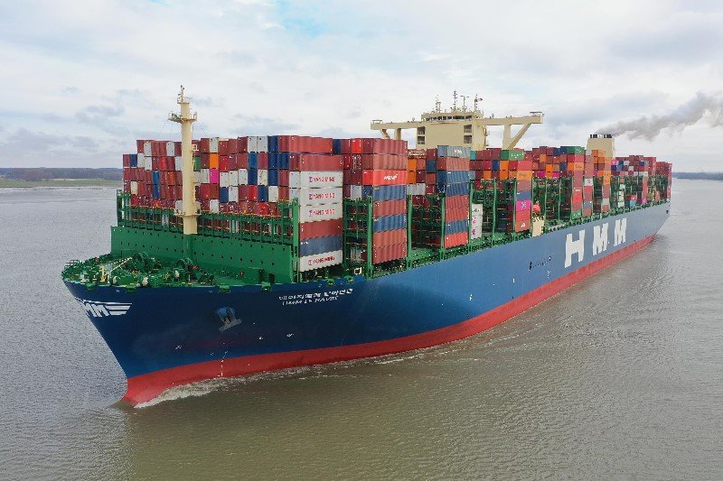  Celtic Sea - HMM LE HAVRE         transiting Celtic Sea
