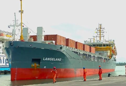 Humber Departure: LANGELAND           