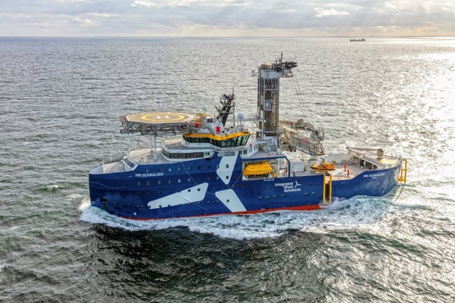 Humber Arrival: IWS SEAWALKER